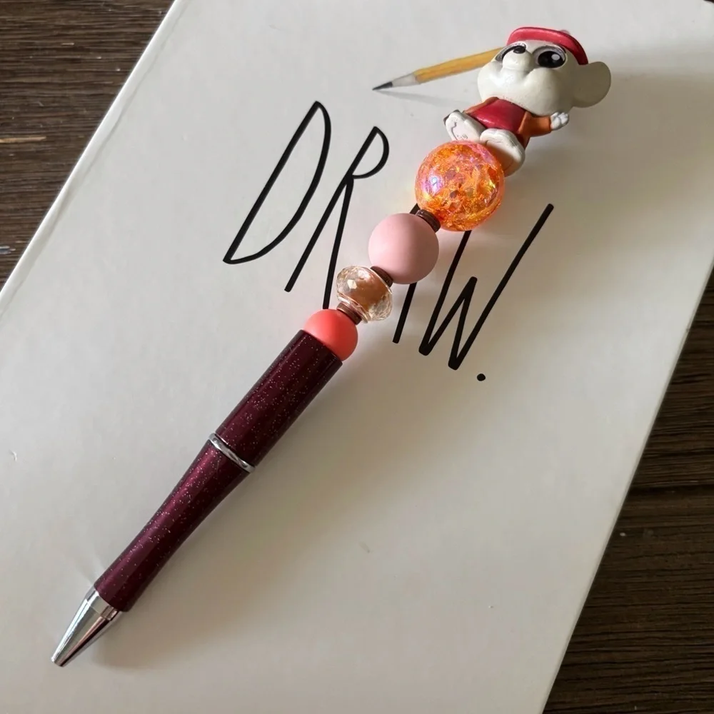 Disney Doorables: The Rescuers: Bernard handmade beaded pen